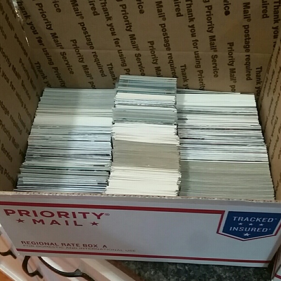 Mixed  baseball cards. 1 box  approx. 1,000 random - Picture 4 of 4